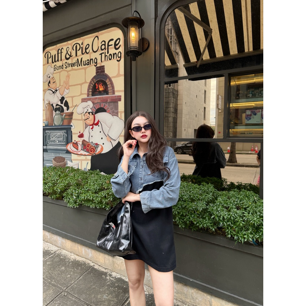 มินิเดรส แขนยาว ยีนส์แต่งลุย ตัดต่อคอตตอนนิ่ม มี 3 สี - รูปที่ 2