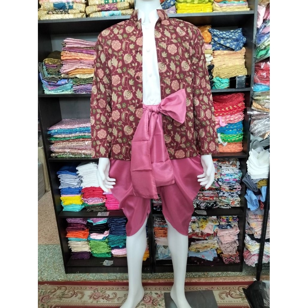 ชุดขุนเอก ชุดไทยผู้ชาย ชุดพี่หมื่นผ้าบล๊อกไม้อินเดียอัดกาว(เสื้อขาวตัวในเป็นแขนกุดนะคะ) - รูปที่ 2