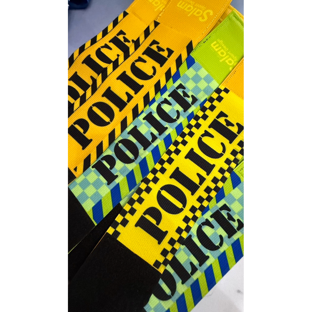 ปลอกแขนตำรวจพิมพ์ลาย POLICE ใส่ข้อความเพิ่มโปรดแจ้ง