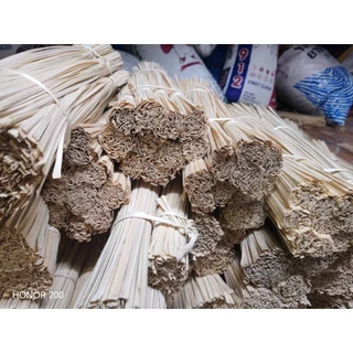 ตอกไม้ไผ่ 40 ซม. น้ำหนัก 1 กิโลกรัม