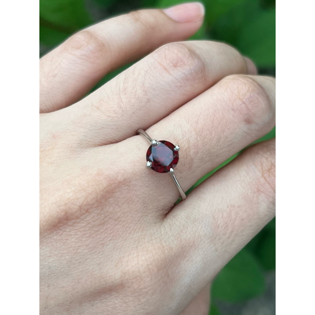 แหวนเงินแท้925ไม่ลอกไม่ดำโกเมนความหมายแต่พลอยแห่งจันทบุรี