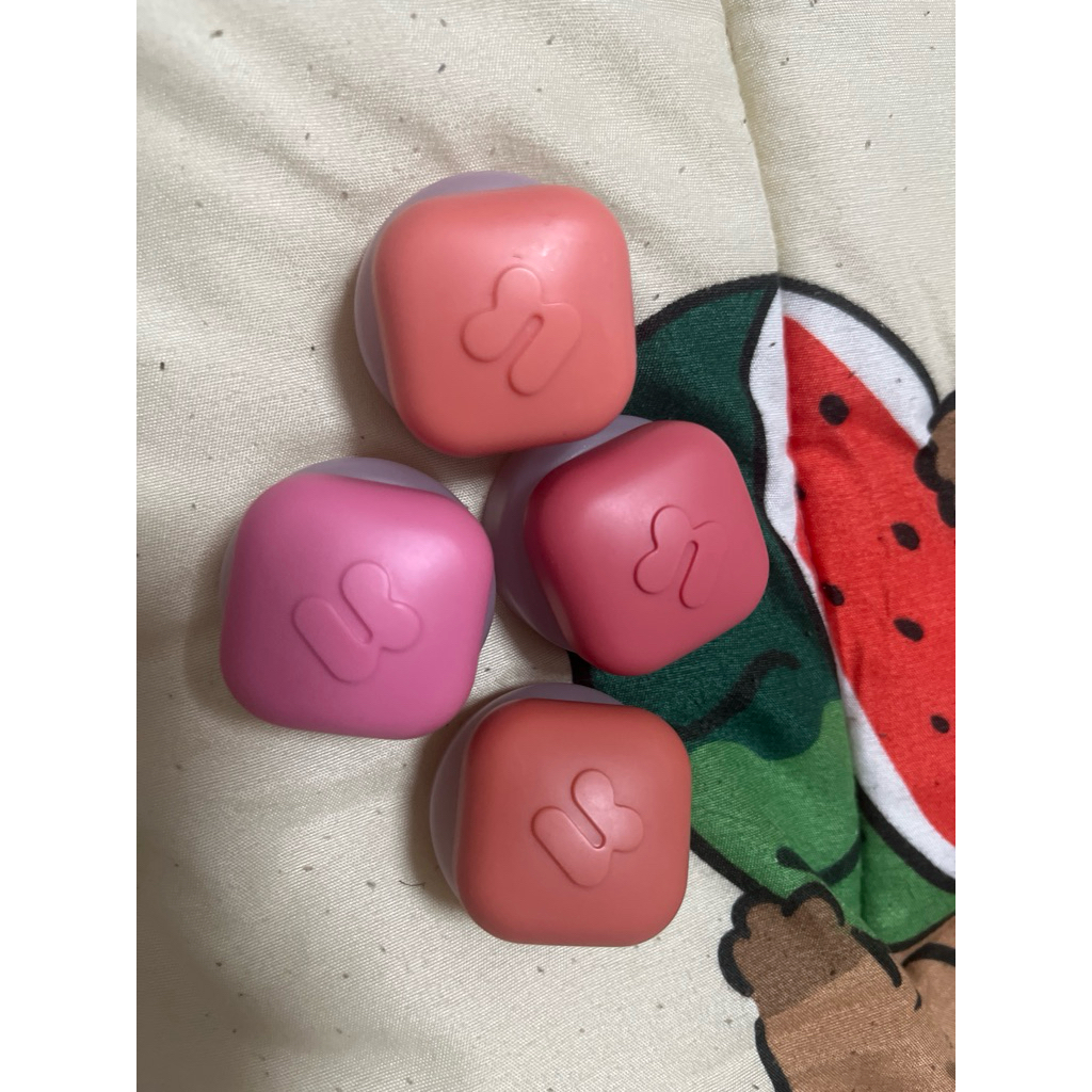 4u2 mousse lip cup😚😚