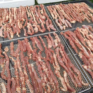 เนื้อแดดเดียว สด สะอาด ทำใหม่ทุกวัน 200 กรัม แพ็คสูญญากาศ ร้านนี้ส่งไว ตัดรอบทุกวัน 12.00 น.