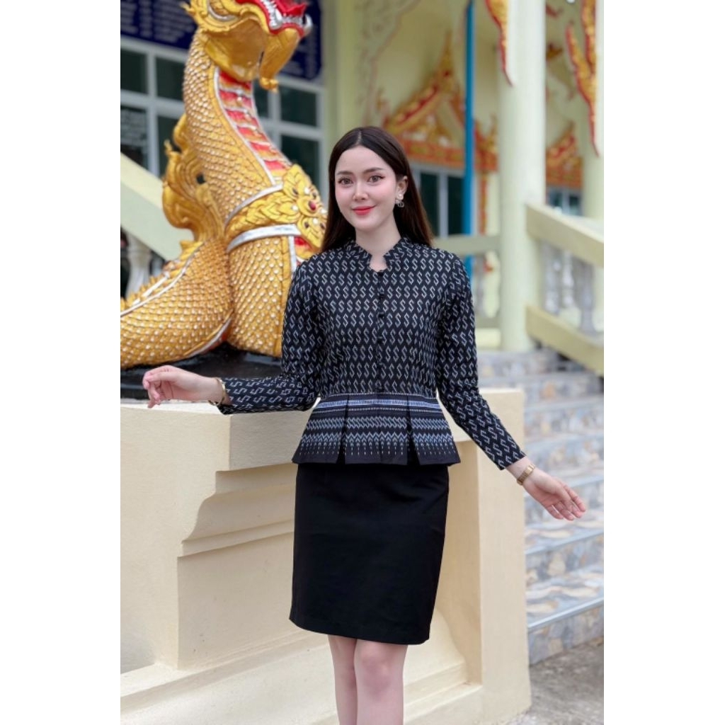 เสื้อหญิงแขนยาวสีดำและแขนสั่นสีดำผ้าคอตตอลลายตะขอพระราชทาน ราคา ถูกที่สุด ดีลบีเคเค แกลเลอรีภาพที่ 8