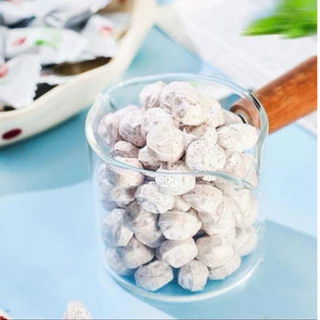 ลูกอมบ๊วย เค็ม หวาน อมเปรี้ยว รสบ๊วยอร่อยๆ Plum mint candy 100 เม็ด