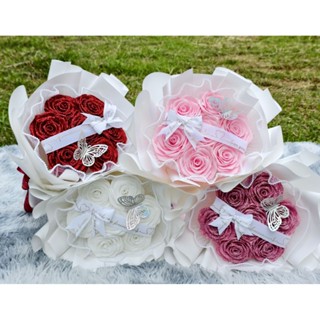 กุหลาบกลิตเตอร์ ช่อ 7 ดอก พร้อมของตกแต่ง