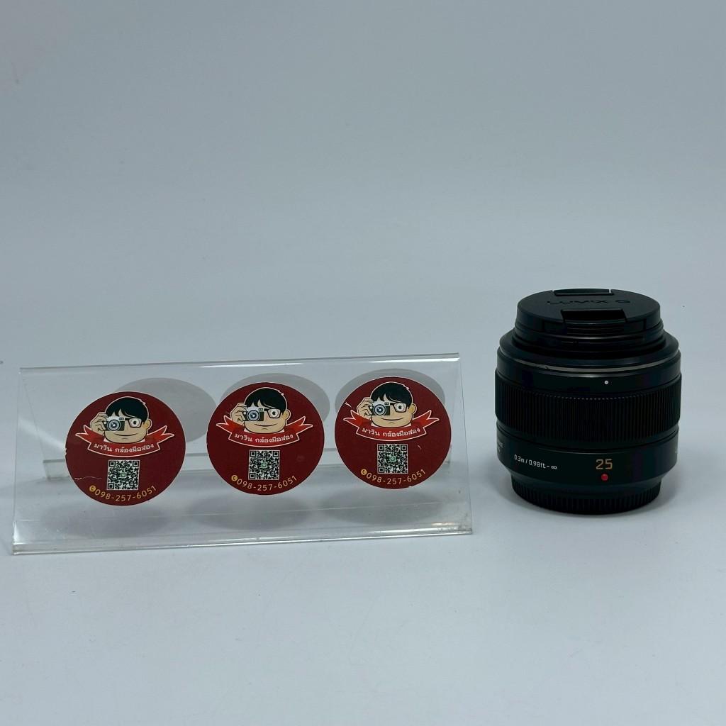 Panasonic 25mm f/1.4 Leica DG Summilux Asph Lens