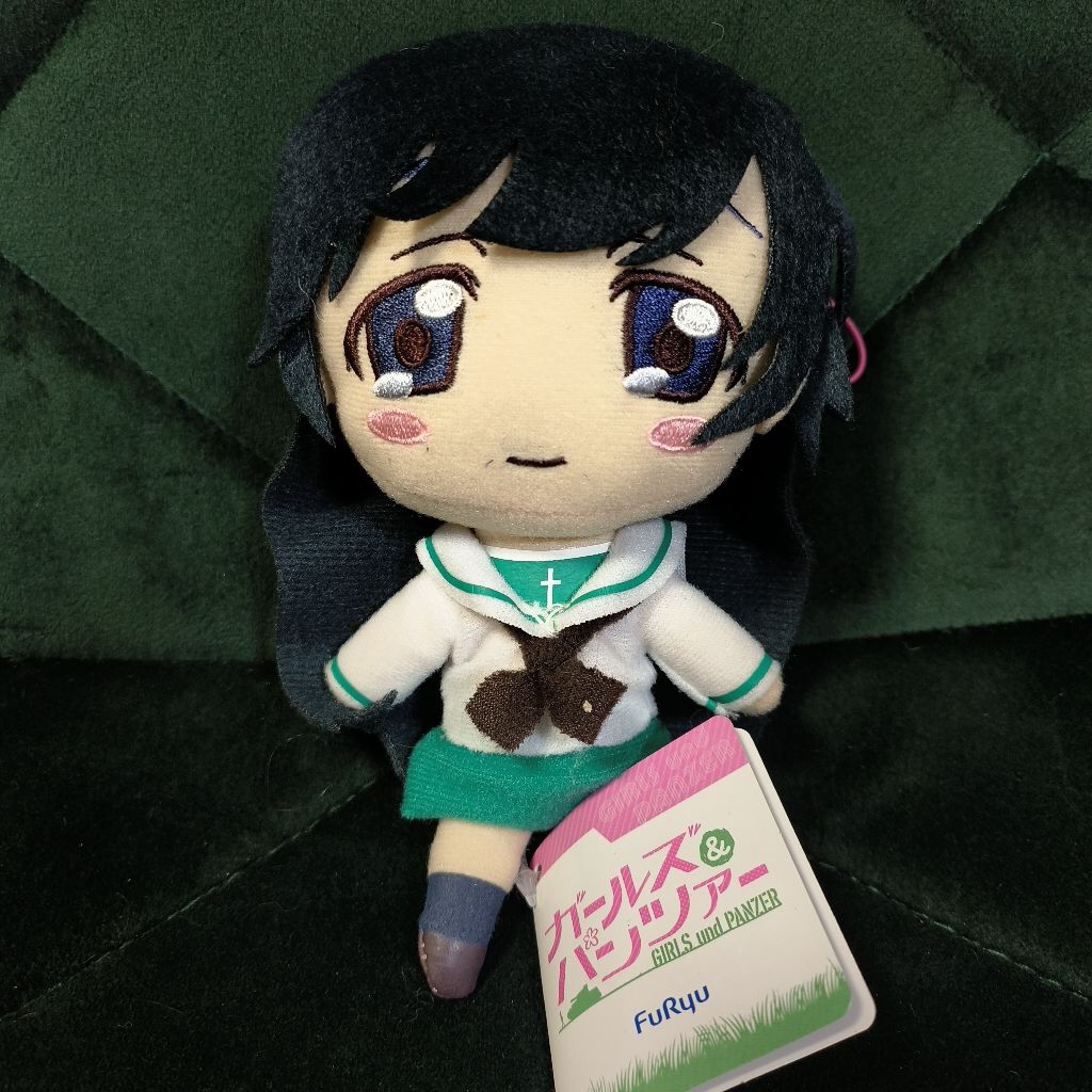 พวงกุญแจตุ๊กตาอิซึสึ ฮานะ Hana Isuzu Girl and Panzer Plush Keychain