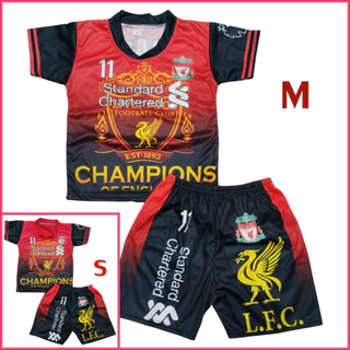 ชุดกีฬาเด็ก S กับ M ผ้ามันไมโคร S 1-2 ปี 7-12โล ,M 2-4 ปี 12-17โล ชุดบอลเด็ก