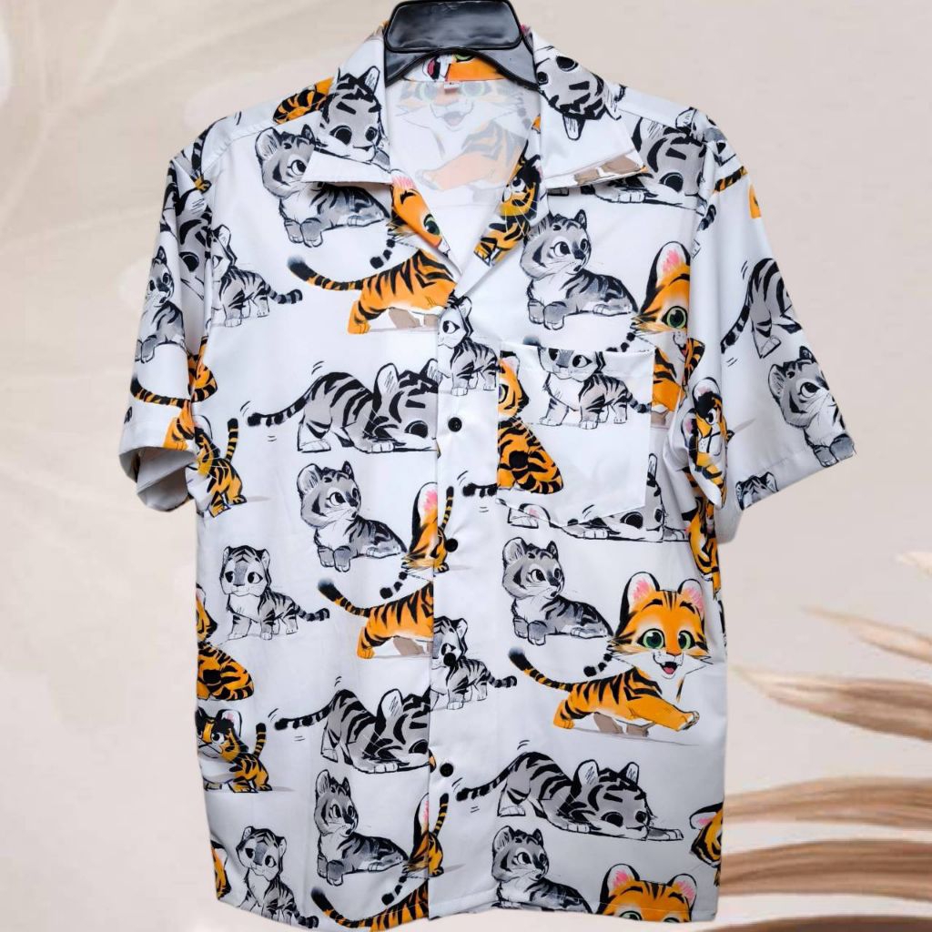 เสื้อเชิ้ตฮาวาย ลายเสือน่ารัก  (พื้นสีขาว) ผ้าไหมอิตาลี