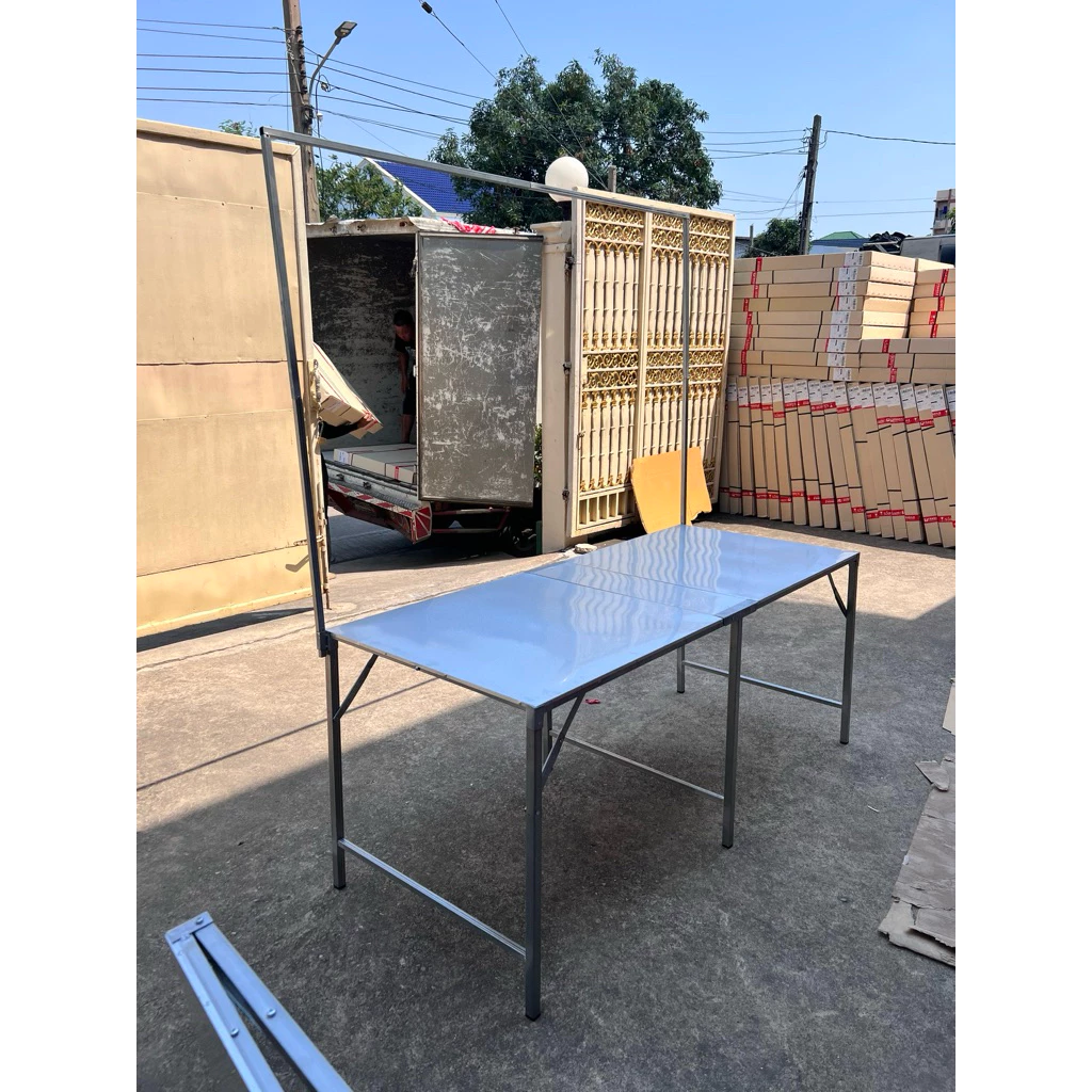 โต๊ะพับ โต๊ะเมทัลชีท โต๊ะตลาดนัด ขนาด 2เมตร มีเสาแขวนป้าย