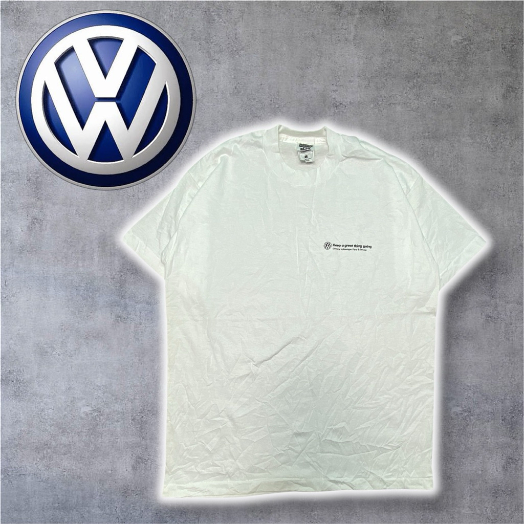 เสื้อยืด Volkswagen 90’s  ตะเข็บเดียวทั้งตัว  ⚠️ไม่ผ่านใช้งาน สีขาวจั้ว ป้าย Fruit of the Room Best USA ขนาด L