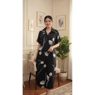 เดรสปกเชิ้ตทรง oversize ผ้าไหมอิตาลี มีน้ำหนัก สวยมากๆ ค่า ใส่ปล่อยๆ น่ารักมากๆ จัดด่วน หมดแล้วหมดเลยน๊า