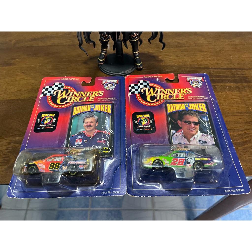 winner’s circle batman vs the joker 1/64 (ได้ทั้งเซต2คัน)
