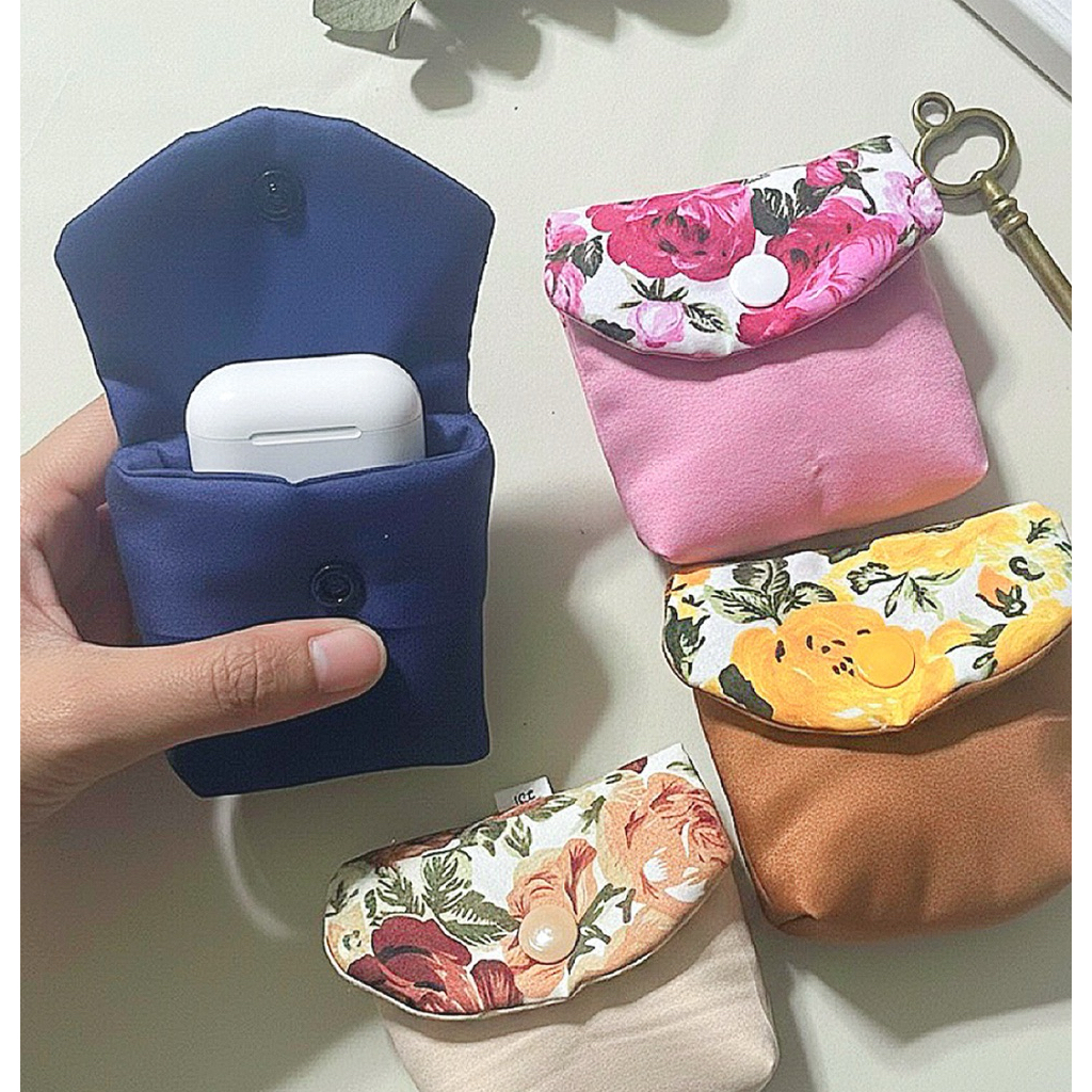 กระเป๋าใส่ airport”หูฟัง“ ขนาด 7x8 cm พกพาสะดวก ซับฟองน้ำทั้งใบ