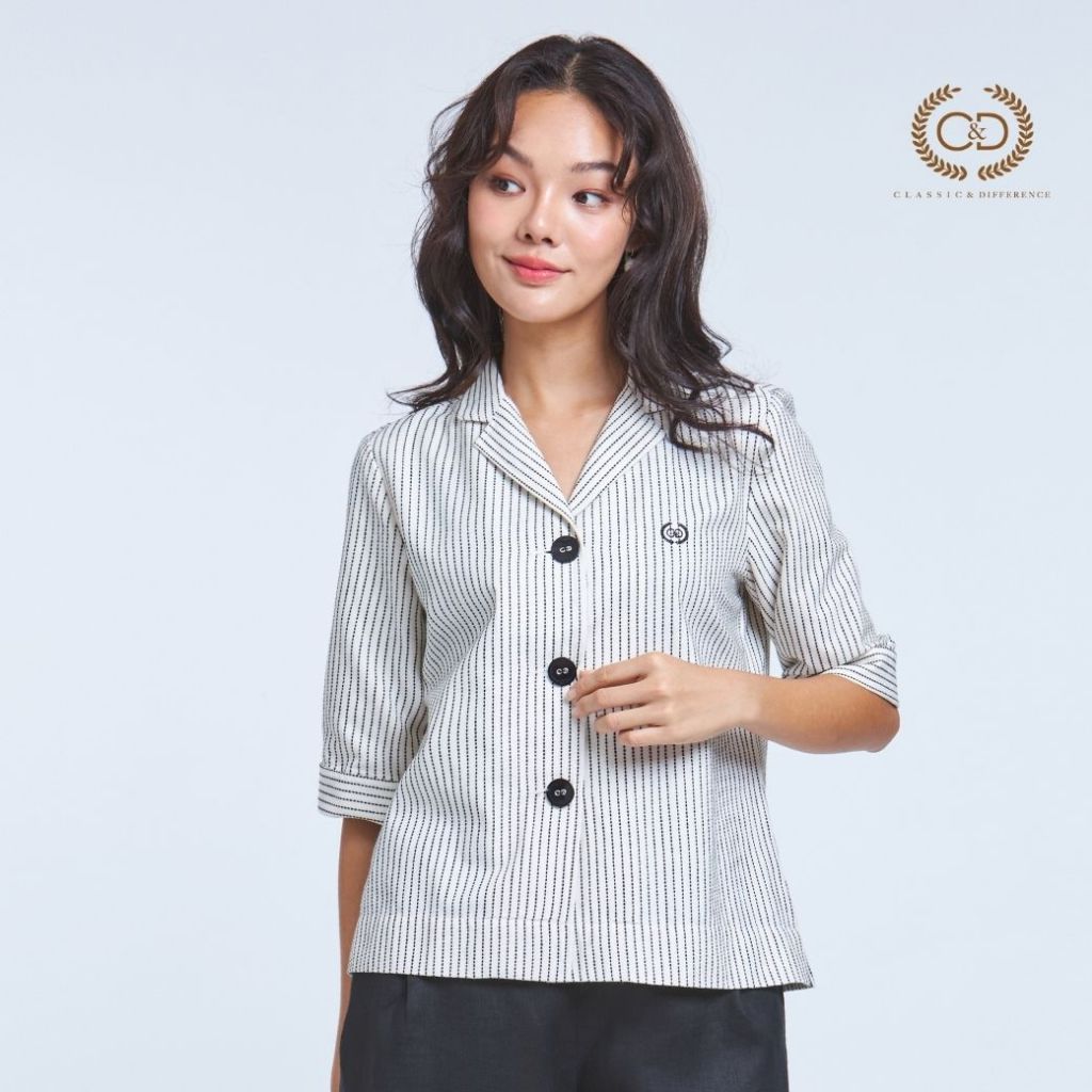 C&D woman's blouse Minimal Black เสื้อผู้หญิง ลายปัก ปกฮาวาย แขนสามส่วน สีเบจ CY96BE