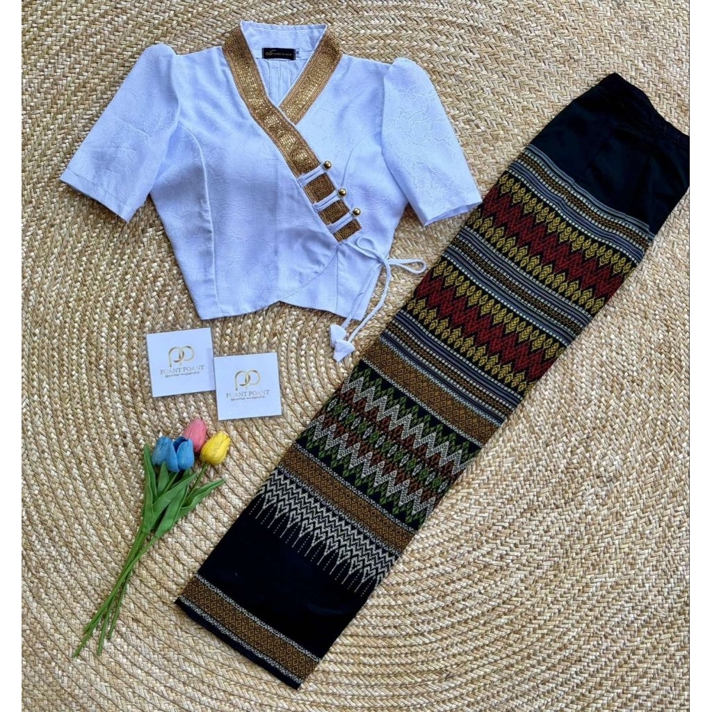 ใหม่ชุดไตยหลงตัดเย็บสำเร็จงานหรือผ้าทอ ML สินค้าตกลงปกพร้อมส่งทั่วไทยค่ะ