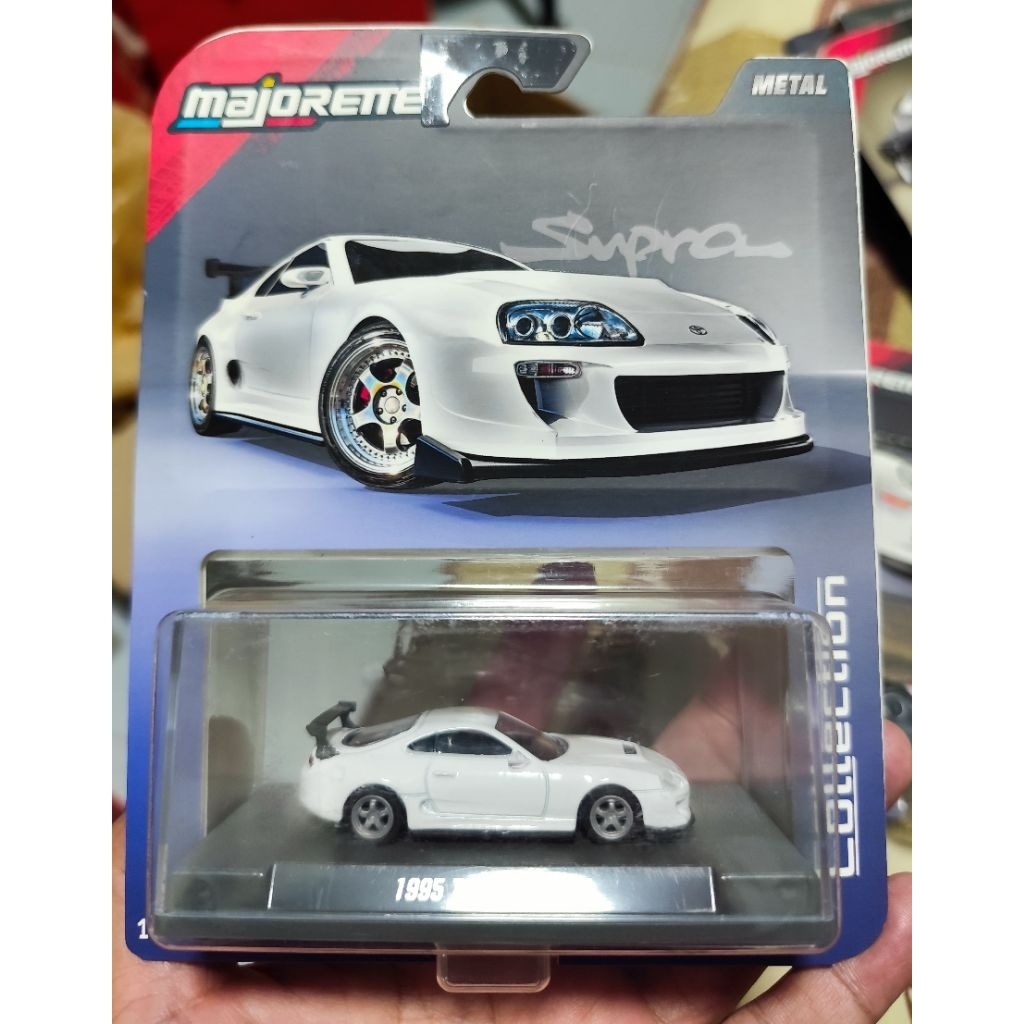 Majorette Premium Collection 1:64