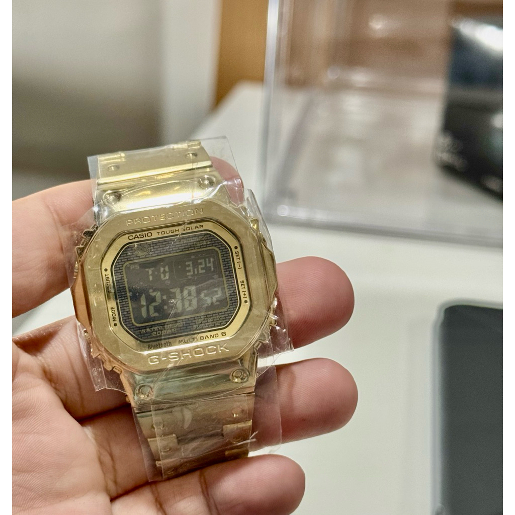 G-shock-gmw-b5000-gd-9