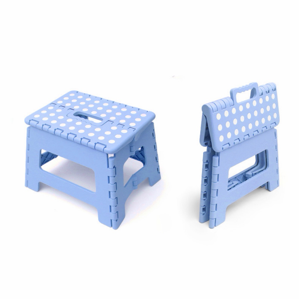 เก้าอี้นั่งแบบพับได้ เก้าอี้พกพา เก้าอี้นั่งซักผ้า ( สินค้าคละสี )