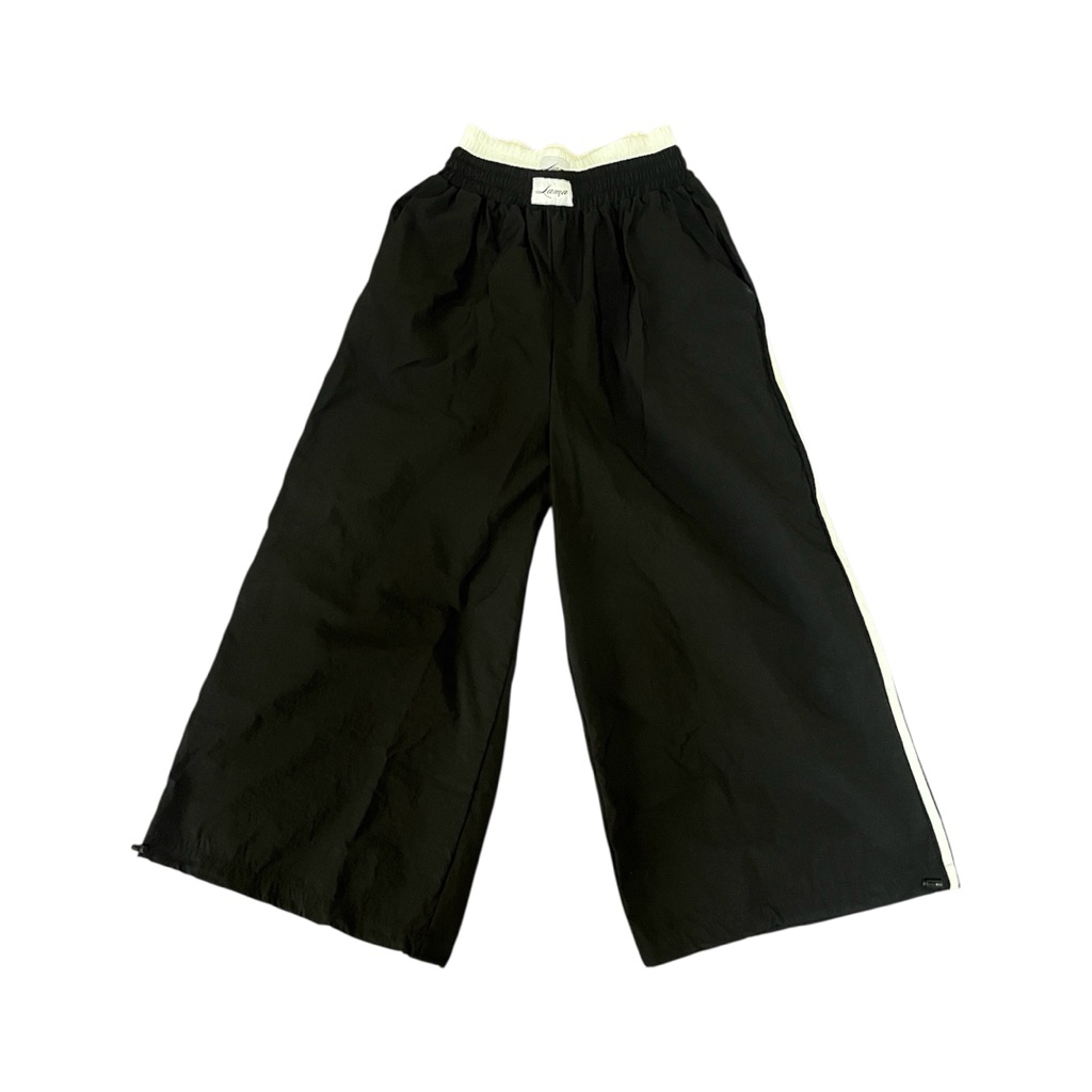 ส่งต่อ Lama Baddie กางเกงขายาว ขากว้าง สไตล์เวียดนาม ผ้าร่ม ทรงสวย