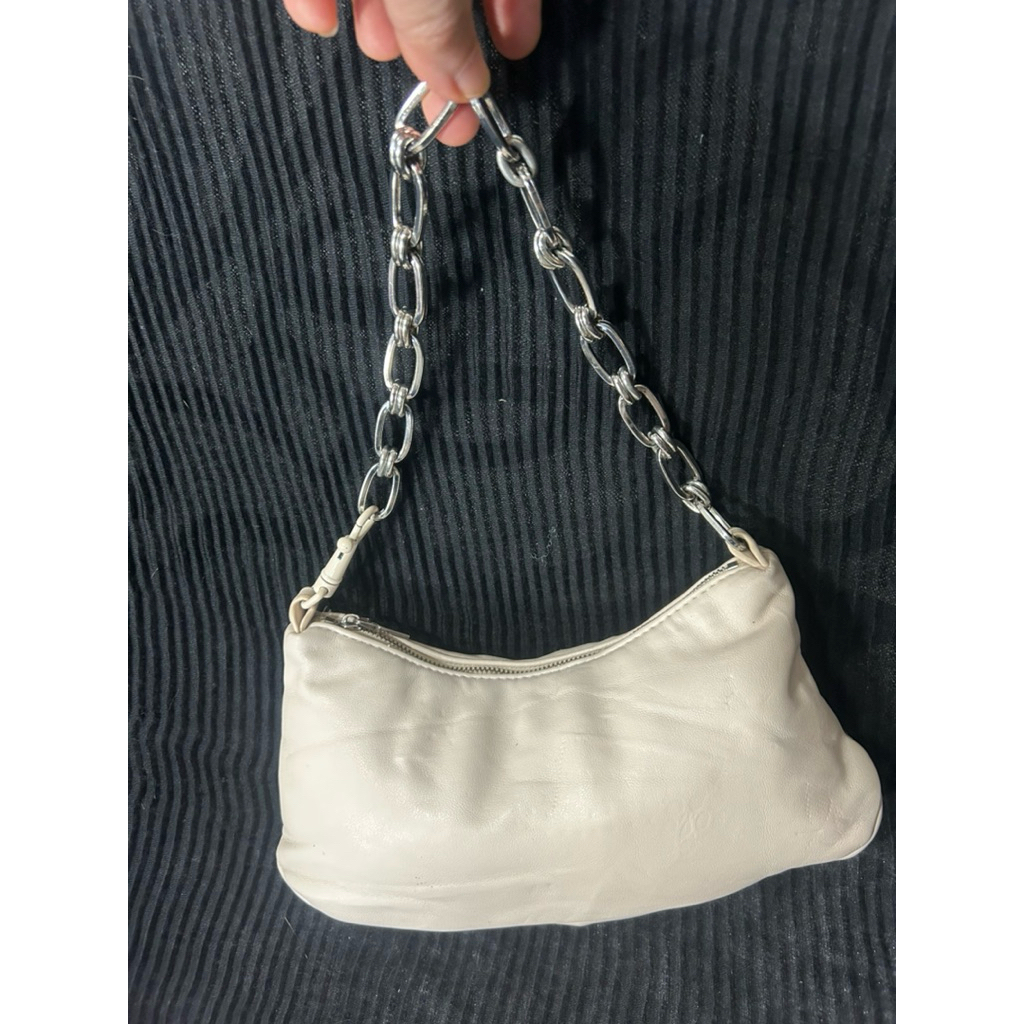 Forever21 shoulder bag สีครีม มือ2 🌸 ขนาด 10 x 8.5 x 5" หนังนิ่ม สวย