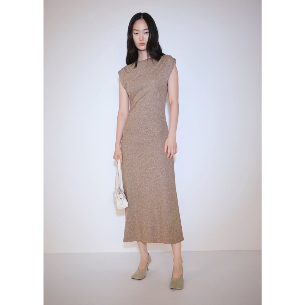 เดรสยาวแขนกุด MNG รุ่น D50