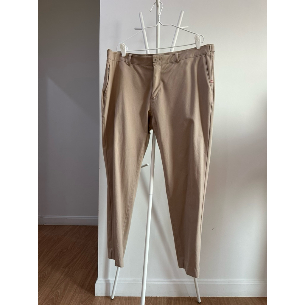 ส่งต่อกางเกงขาวยาว GQ SIZE 41-42 สีเบจ #กางเกงมือสอง #ของแท้