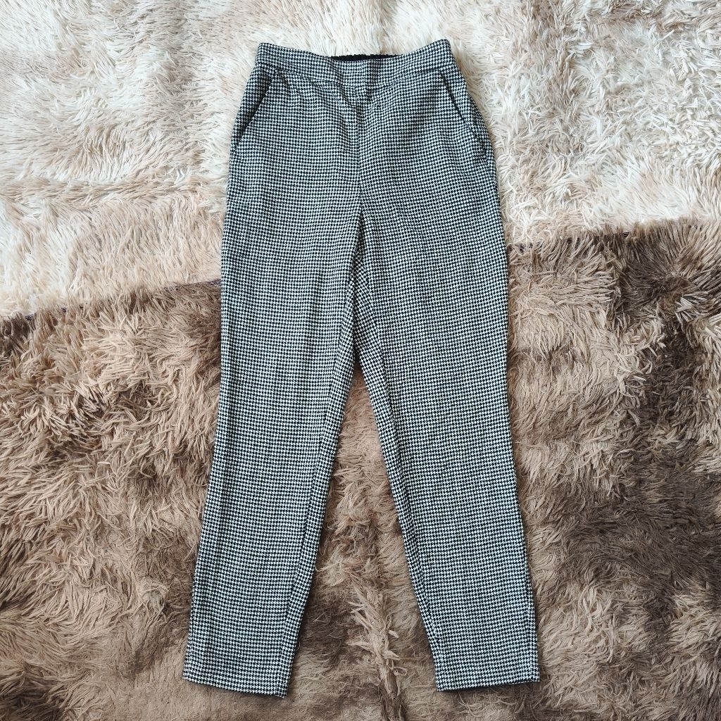 กางเกง Gu                .