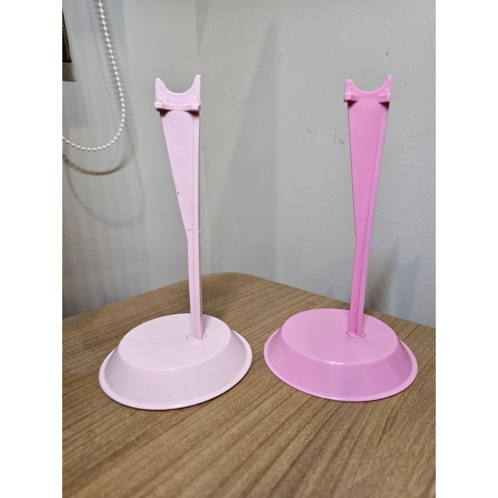 ขาตั้ง ตุ๊กตา Barbie