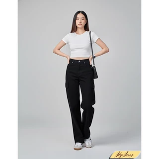 กางเกงยีนส์คาร์โก้ทรงหลวมขากว้างเอวสูง (Wide-Leg High-Waist Cargo Denim) B054