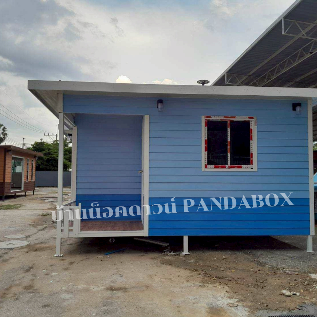 บ้านน็อคดาวน์ (เเบบระเบียงซ้าย) ขนาด 3.00 x 4.50 เมตร มีห้องน้ำในตัว ราคา 99,000 บาท (สั่งทำสีได้เลย