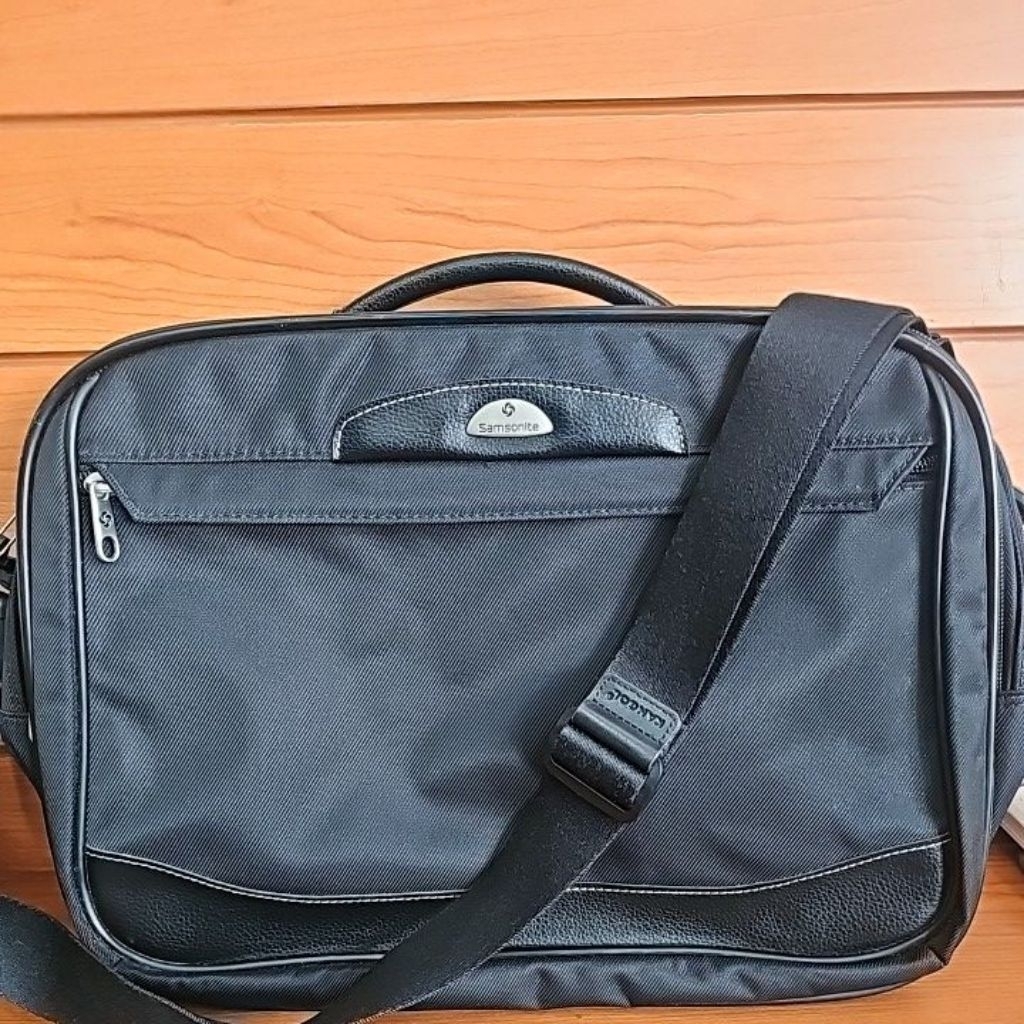 กระเป๋าเอกสาร Samsonite