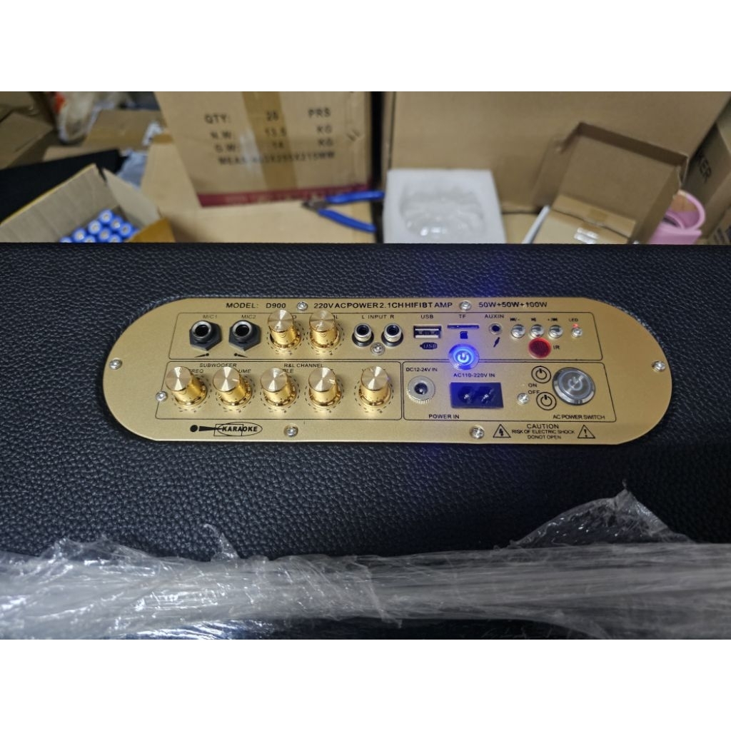 แอมป์ D900 แปลงสวิตช์ เปิด-ปิด สำหรับต่อแบต ต่อแจ๊ค XT60 ไว้เรียบร้อย นำไปต่อเข้าตู้ได้เลย