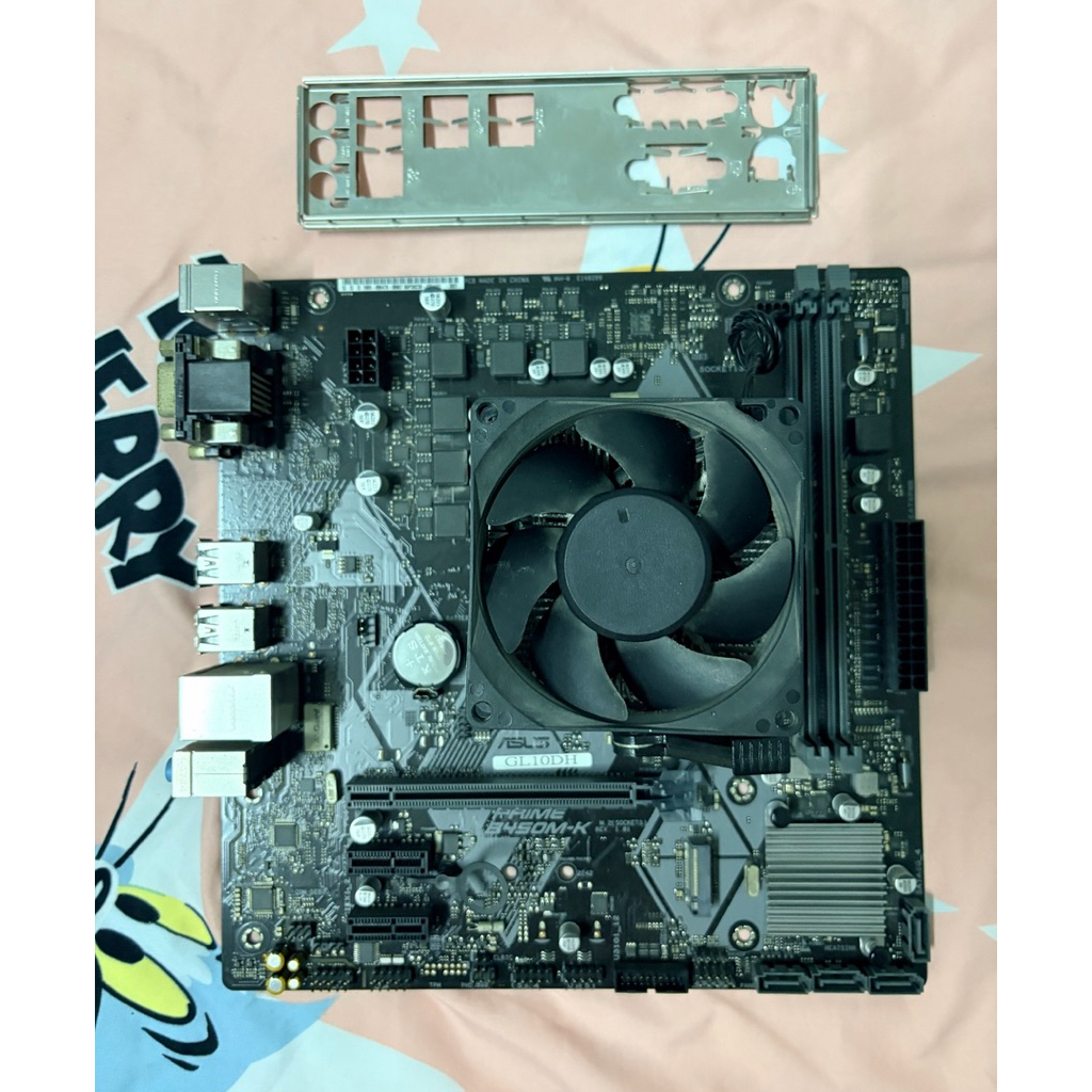 (มือสอง)ชุด RYZEN 7 3700X + B450 มีแต่ตัว กับ ฝาหลัง ใช้งานปกติ