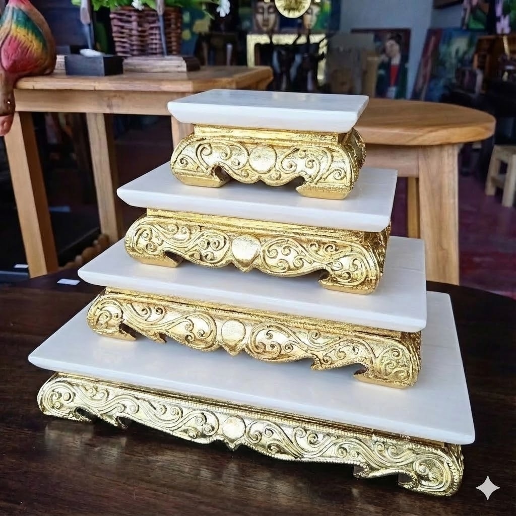 ฐานพระไม้สัก ขาสิงห์ แต่งลายทอง (มี 4 ขนาด S-XL) แท่นวางพระ ฐานรองวัตถุมงคล ฐานวางพระพิฆเนศ ไอ้ไข่