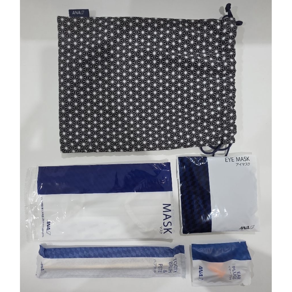 กระเป๋า Amenity Kit  สายการบิน ANA All Nippon Airways พร้อมของใช้  จาก Business Class