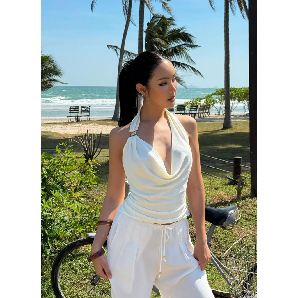 Issabella Top เสื้อคอถ่วง ผ้าชีฟอง มาพร้อม Logo Miamor