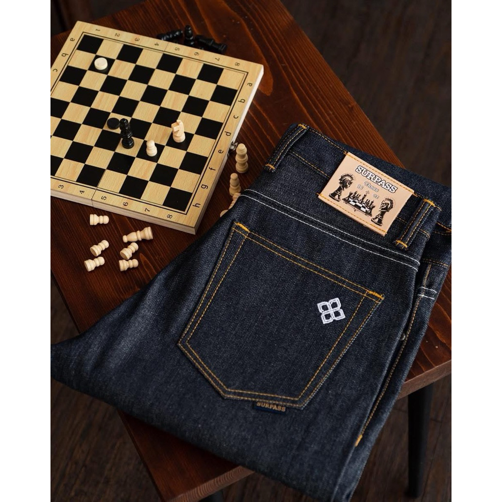 Surpass Denim16oz♟️ Chess (หมากรุก )ผ้าดิบ 16 oz สี Dark blueมีทรงกะบอกตรงstraight