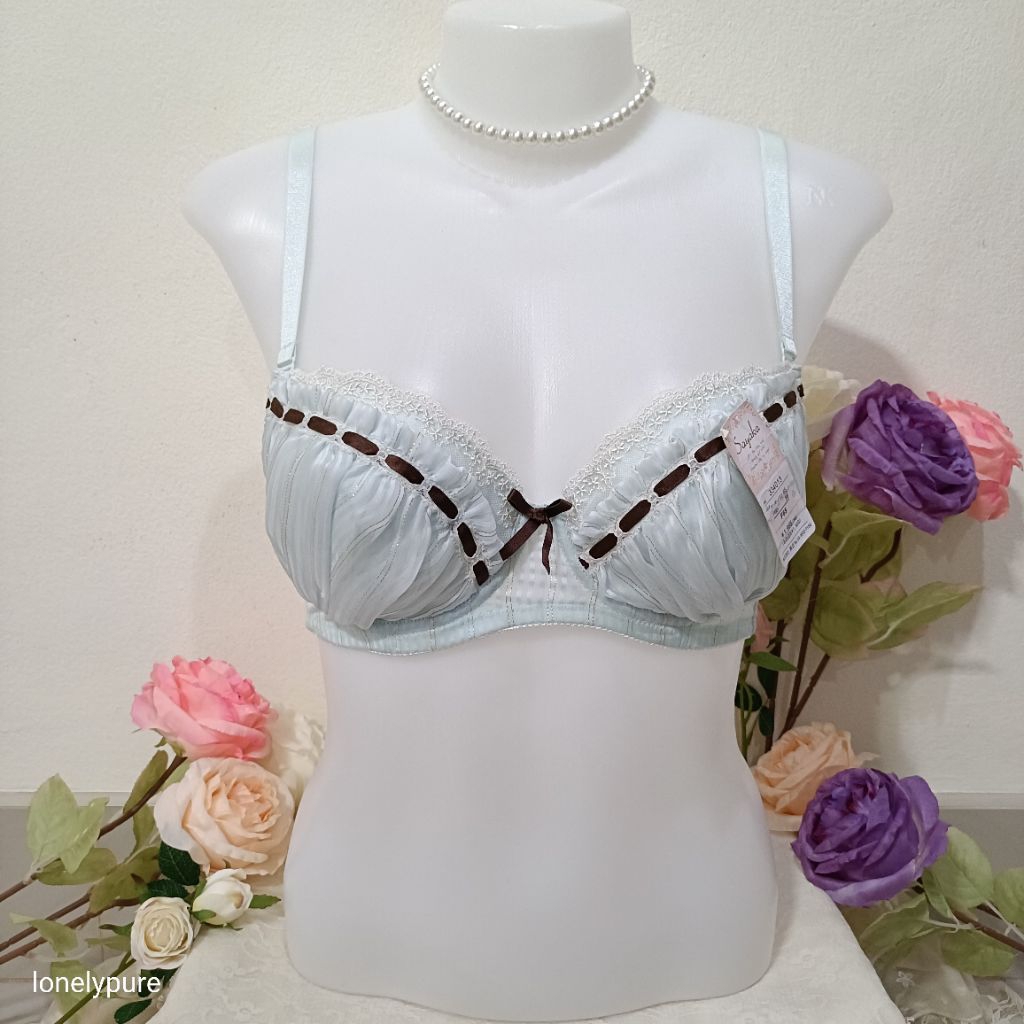 Bra NWT Size : F65  ยกทรงญี่ปุ่น