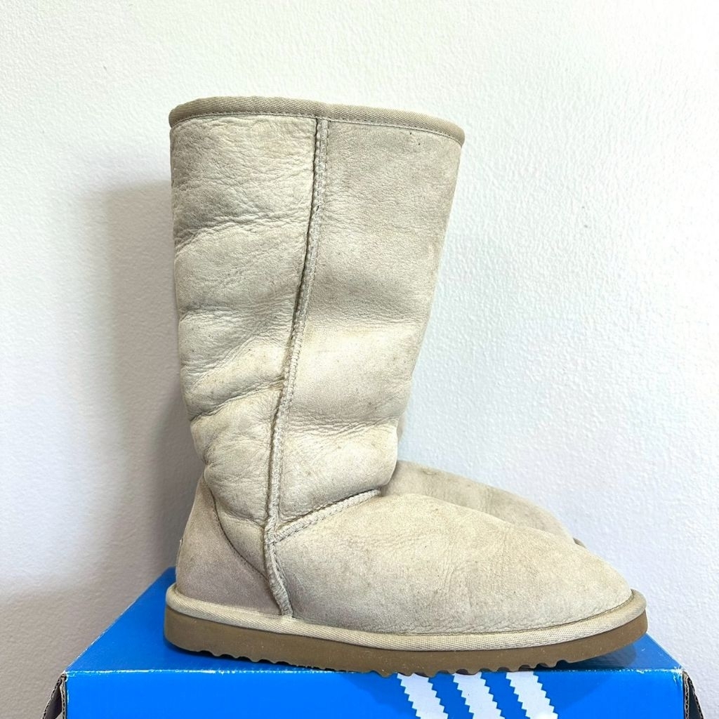 UGG boost 39/24.5 มือสอง (บุขนด้านใน)