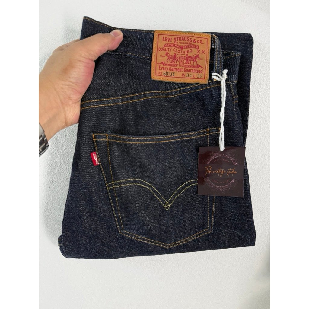 Levi’s 501xx ริมแดง LVC 1947  Made in USA Size W34 L32 (ขนาดจริงดูตรงรายละเอียดสินค้า)