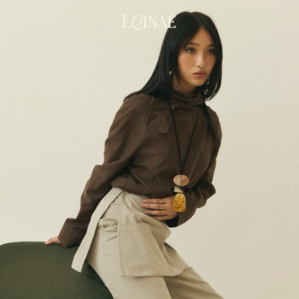 Elinae - Echo Blouse - Brown เสื้อคอปีนสีน้ำตาล