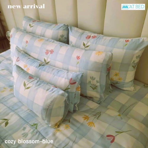 At Bed ชุดผ้าปูและผ้านวม ผ้า Bamboo 100% 1000 เส้นด้าย ลาย cozy blossom-blue thumbnail 8