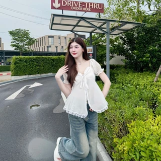 เสื้อแขนตุ๊กตา ทรงยาวชายพริ้ว แต่งลูกไม้ ระบายอก หลังสม็อค ผ้าซีฟอง ใส่สบาย LG045