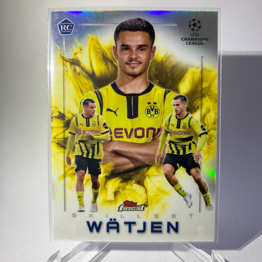 การ์ดนักกีฬาฟุตบอล KJELL WATJEN, RC, BORUSSIA DORTMUND, TOPPS FINEST 2025