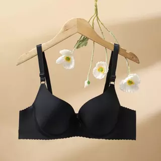 เสื้อในแฟชั่นมีโครง ไร้ขอบ คัพ C รอบตัวยาว ยืดได้เยอะ ผ้านิ่มใส่สบาย C235
