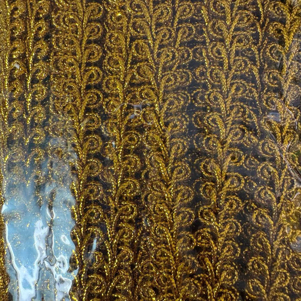 ดินถัก ดิ้นตะขาบ 25หลา