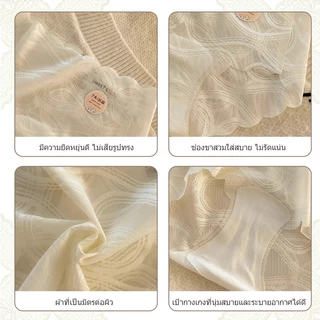 ชุดชั้นในสตรีไร้ตะเข็บ ผลิตจากผ้าเนื้อนุ่มสบายที่แนบไปกับผิว ทำจากผ้าไหมเนื้อบาง จึงไม่ม้วนขึ้นหรือรัดก้น มีไซส์ M-XL