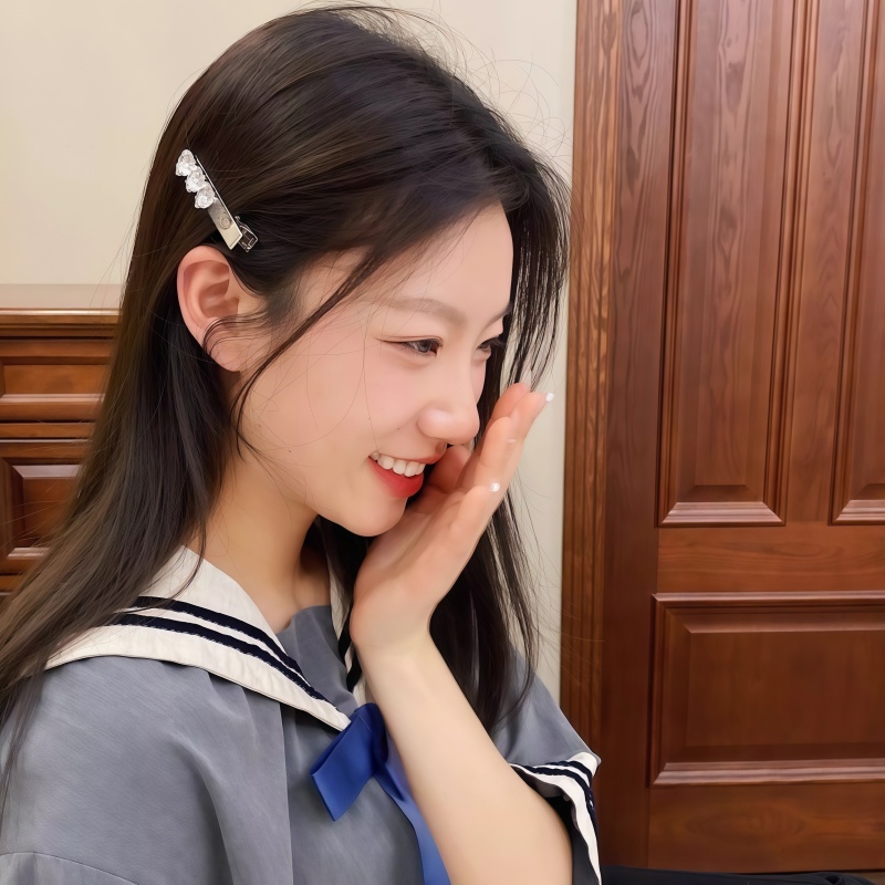 Bling Trinket✨✨กิ๊บติดผมสำหรับผมหน้าม้า กิ๊บติดผมรูปโบว์ ประดับด้วยเพชรเทียมสีชมพู เครื่องประดับแฟชั่น มีหลายแบบให้เลือก - รูปที่ 6